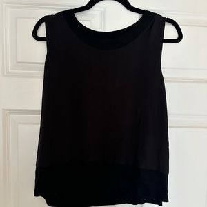 Athleta lifestyle top, size L, list for 45